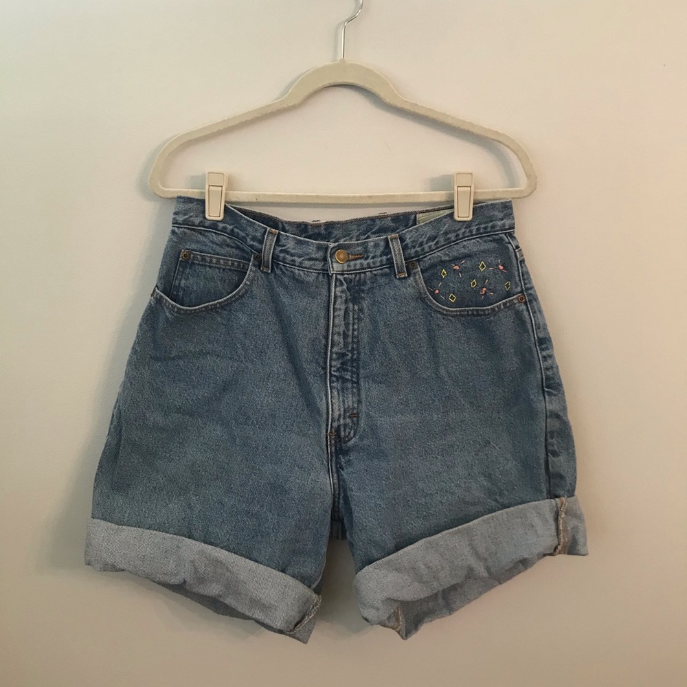 •Vintage Eddie Bauer Bermuda Shorts•